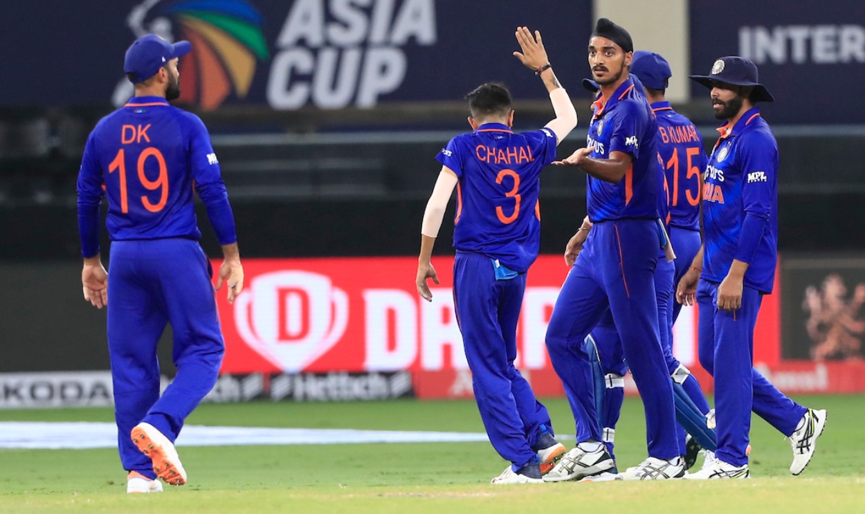India Beat Hong Kong to Advance into Super Four in Asia Cup 2022